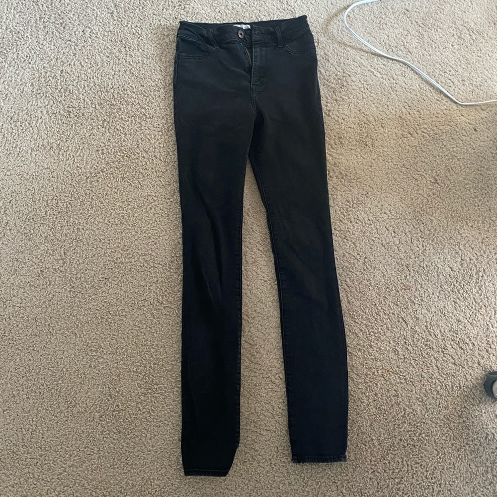 Black skinny jeans